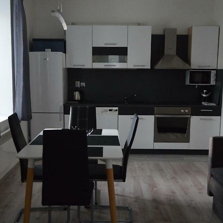 Apartmanovy Byt Trebon Bagian luar foto