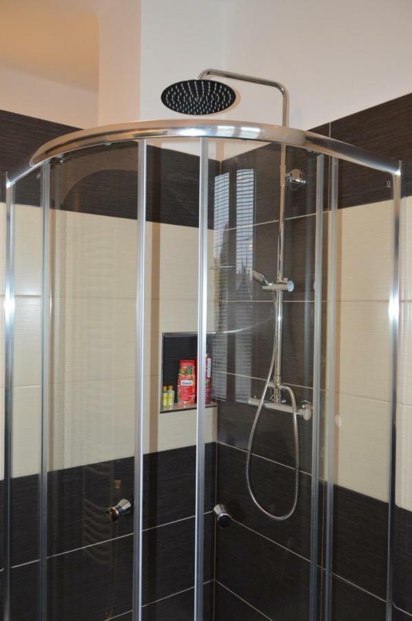 Apartmanovy Byt Trebon Bagian luar foto