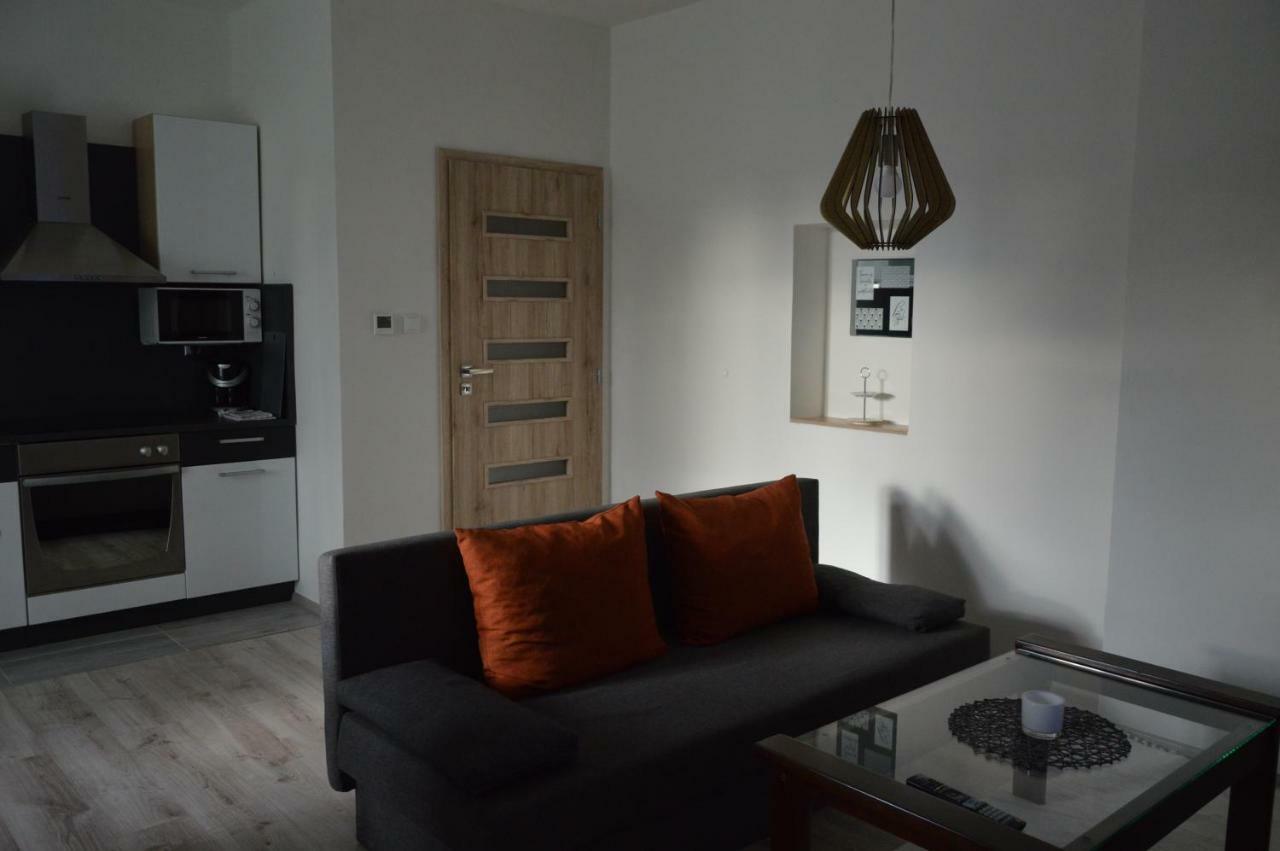 Apartmanovy Byt Trebon Bagian luar foto