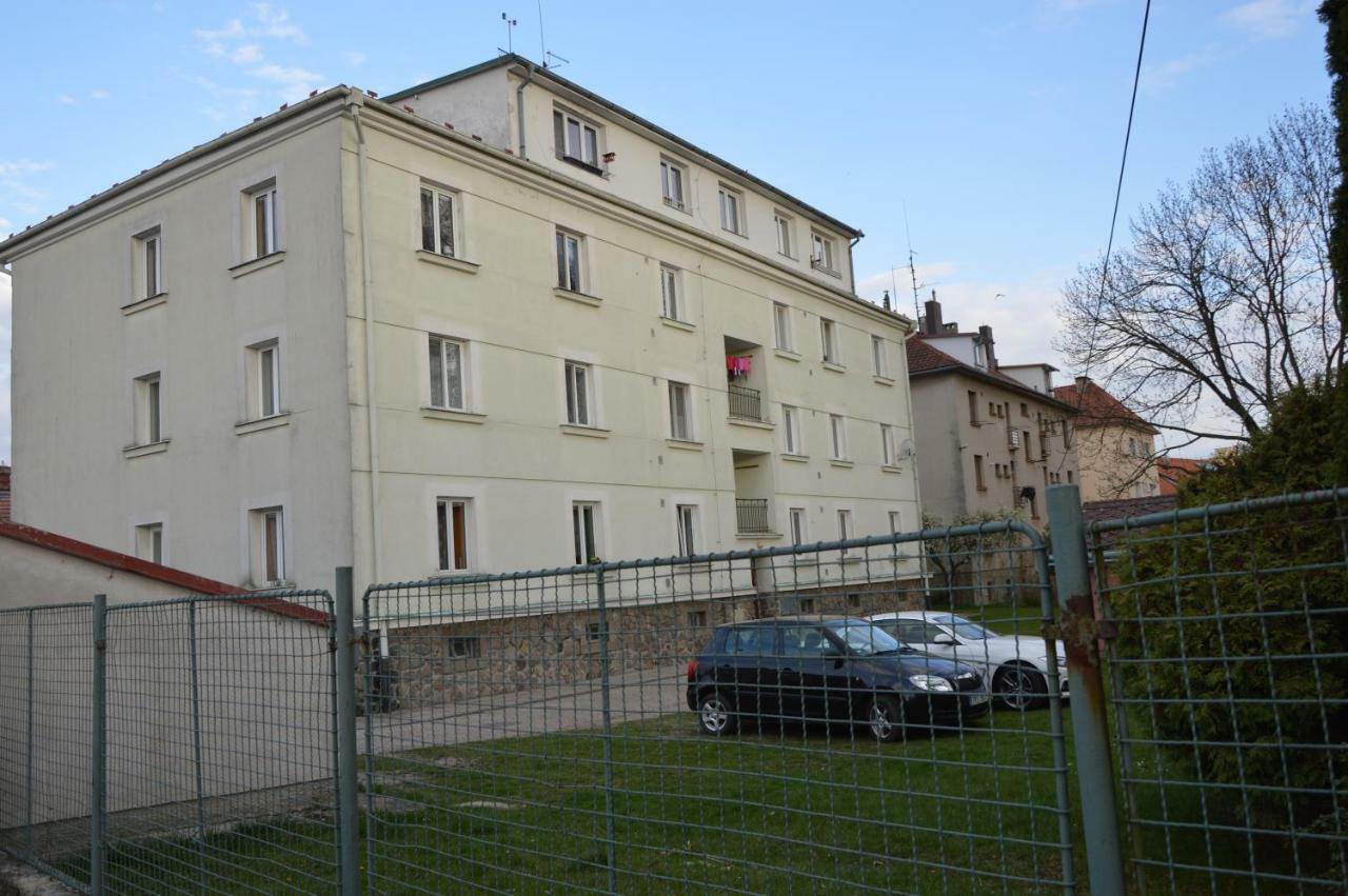 Apartmanovy Byt Trebon Bagian luar foto