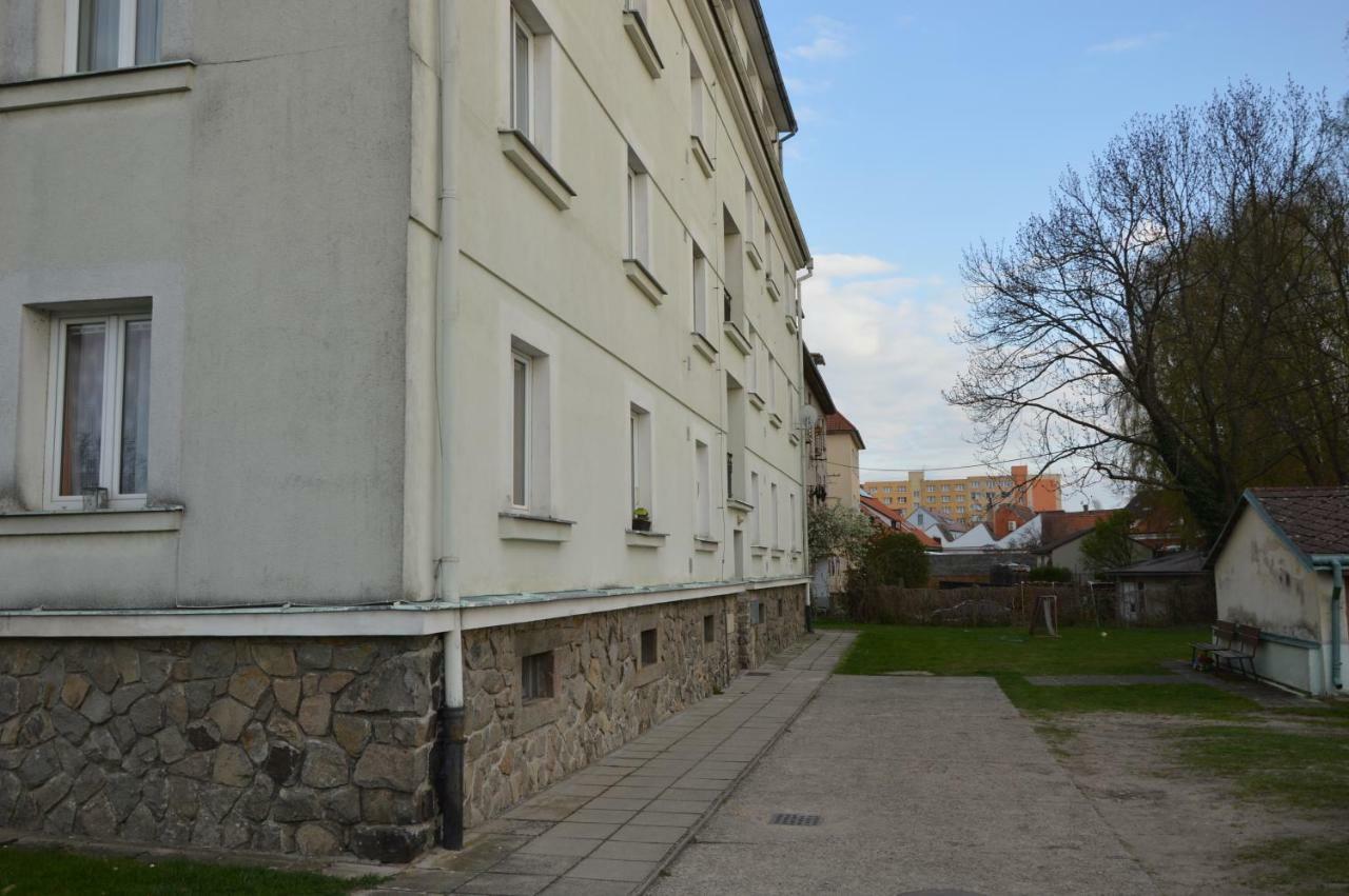 Apartmanovy Byt Trebon Bagian luar foto